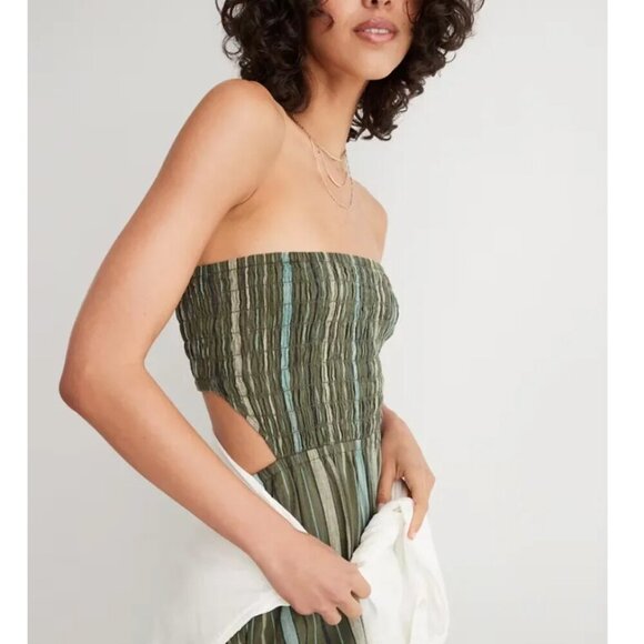 NWOT Aerie Green Striped Smocked Romper Size Medium - Picture 1 of 5